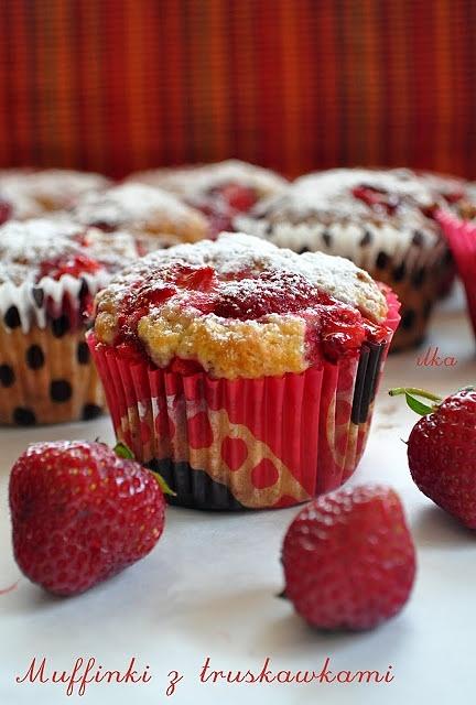 Muffinki z truskawkami na jogurcie