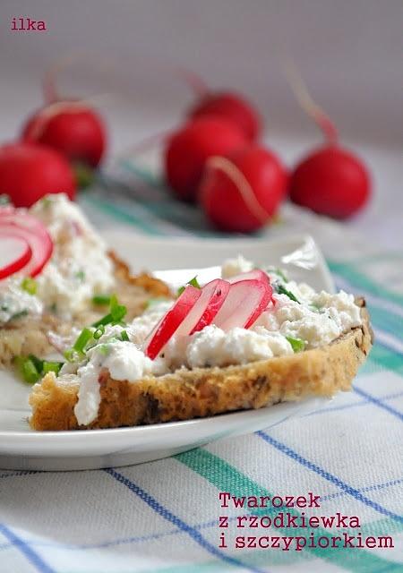 Twarożek z rzodkiewką i szczypiorkiem