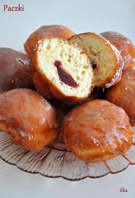 Pączki z nadzieniem różanym