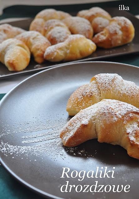 Drożdżowe rogaliki z marmoladą lub nutellą