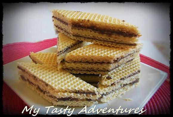 Domowe wafle czekoladowo-kokosowe