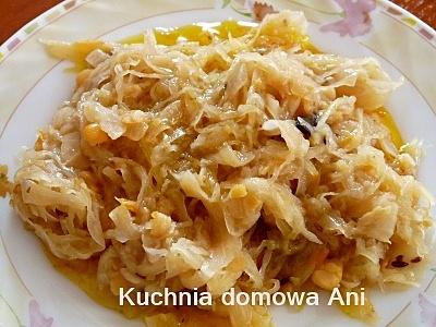 Kapusta z grochem i grzybami