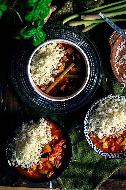 Curry tamaryndowe z kurczakiem i cukinią