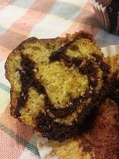 Muffinki zebrały - efektowne ciasto dla dzieci