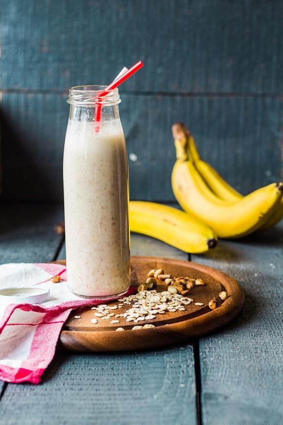 Smoothie bananowo-orzechowe