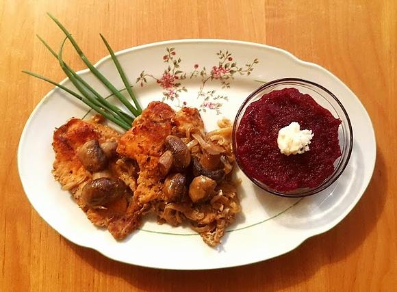 Schab pieczony z pieczarkami