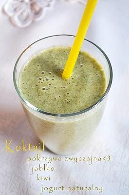 Zielony koktajl z pokrzywą, jabłkiem i kiwi