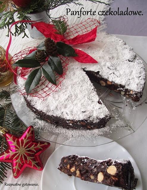 Panforte czekoladowe – toskańskie ciasto z orzechami i suszonymi owocami
