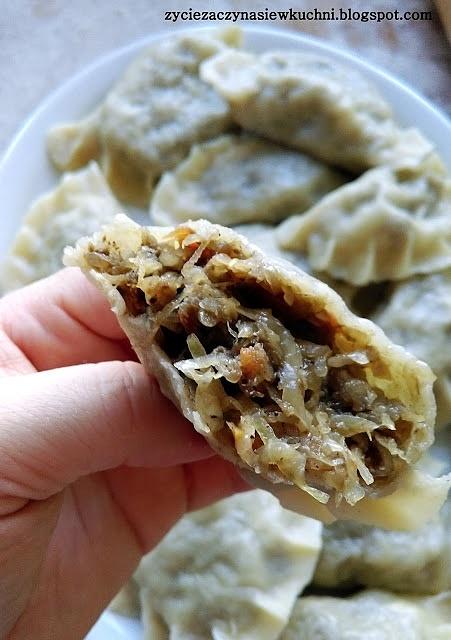 Pierogi z kapustą i grzybami na święta