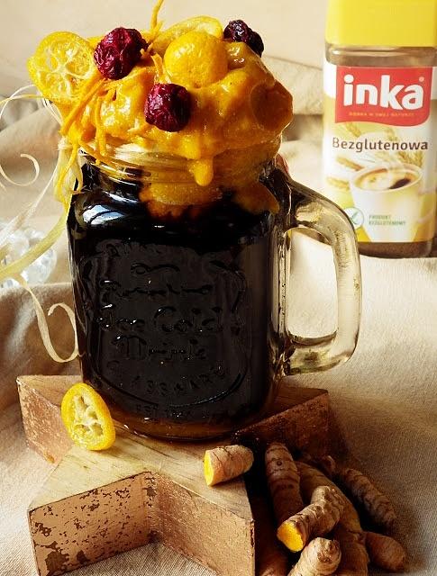 Bezglutenowa Inka z korzennymi lodami na bazie dyni i quinoa z kurkumą i kumkwatem