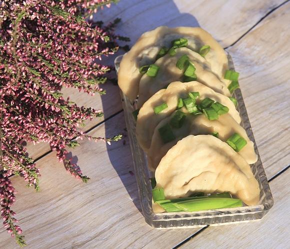 Pierogi z kapustą i grzybami