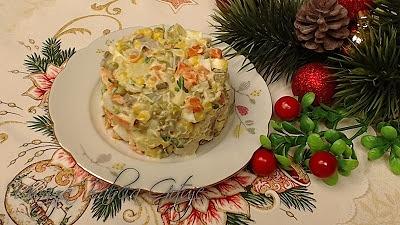 Sałatka jarzynowa ze śledziami