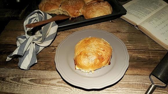 Domowe bułki do hamburgerów