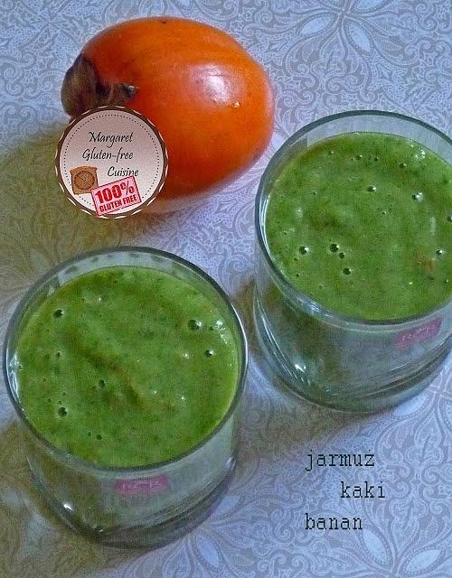 Koktajl z kaki i jarmużem. Kale persimmon smoothie.