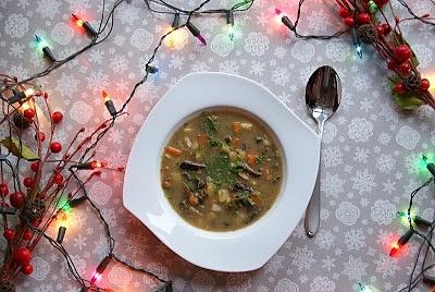 Zupa grzybowa na zakwasie z kiszonej kapusty