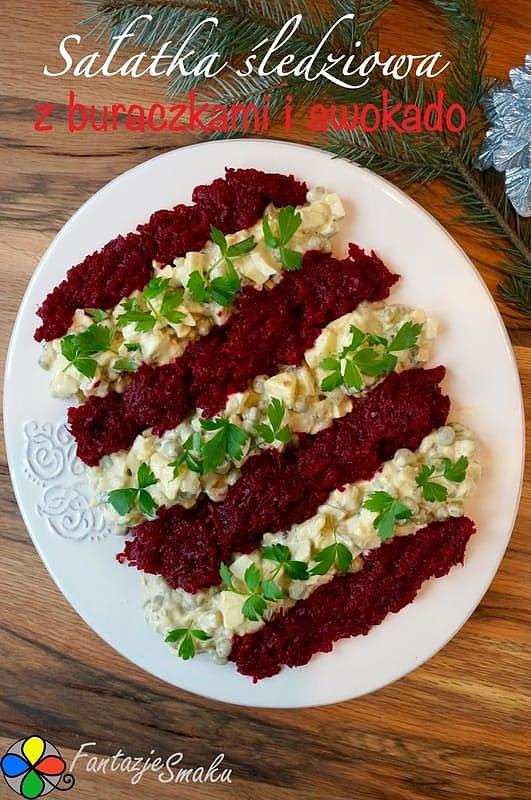 Sałatka śledziowa z buraczkami i awokado