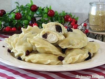 Pierogi z kaszą jaglaną i serem