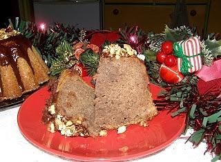 Babka cytrynowo-piernikowa z dżemem winogronowym