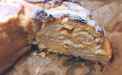 Serowo-budyniowa drożdżówka