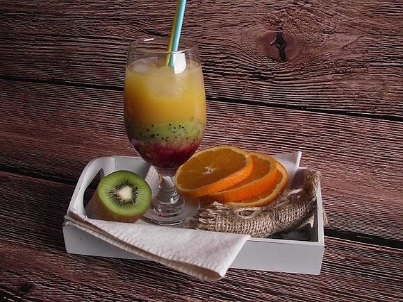 Owocowe drinki z kiwi