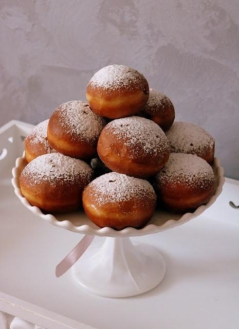 Pączki na piwie - lekkie i delikatne przepisy karnawałowe