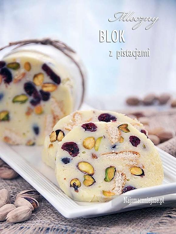 Mleczny blok z pistacjami