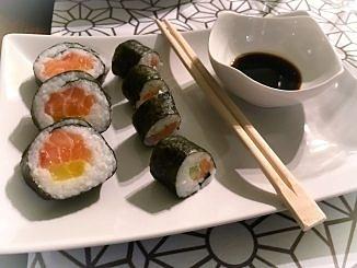 Domowe sushi jak zrobić ile to kosztuje