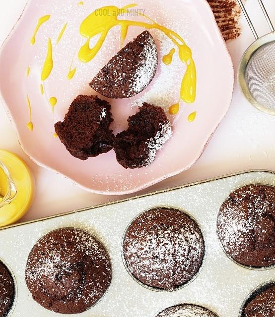 Kakaowe muffinki z czekoladą