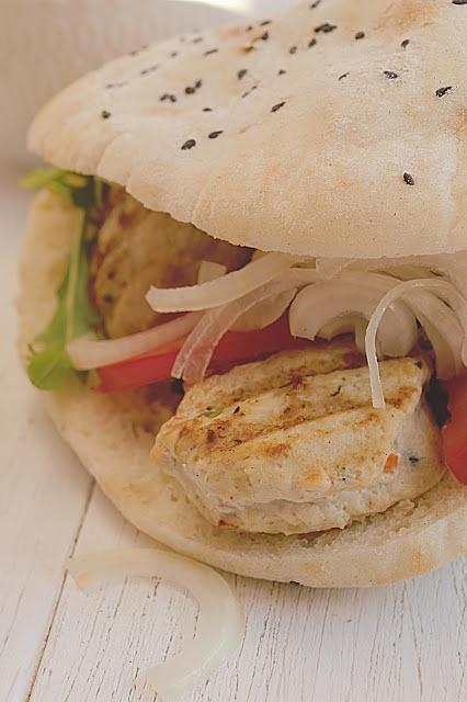 Pikantne grillowane kotleciki z kurczaka