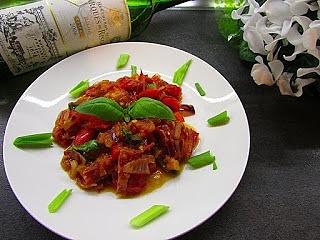 Leczo warzywne z salami