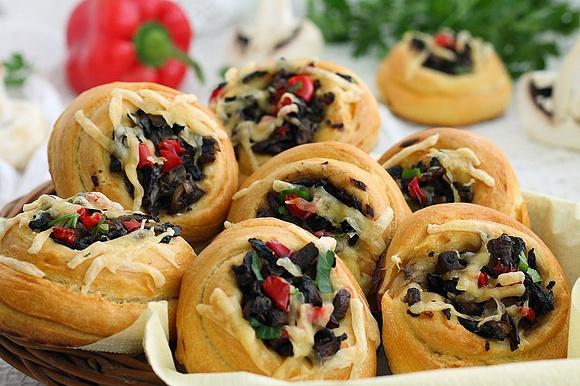 Bułeczki ala pizzerinki