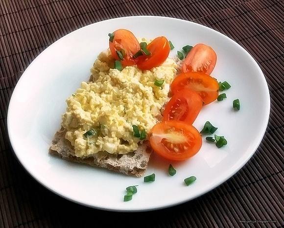 Pasta jajeczna na śniadanie