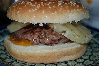 Karaibskie burgery z jamajską przyprawą jerk