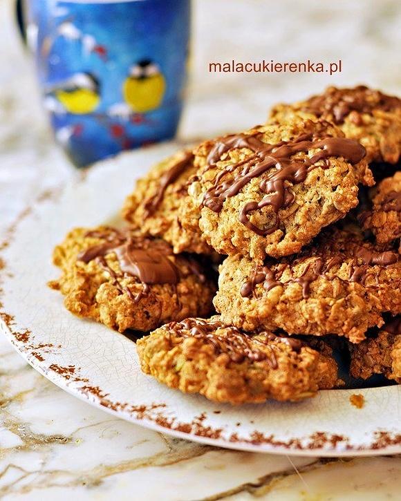 Ciasteczka owsiane z czekoladą