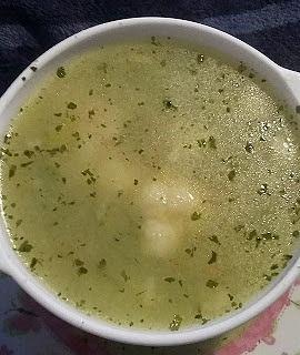 Zupa kalafiorowo-brokułowa z kaszą manną