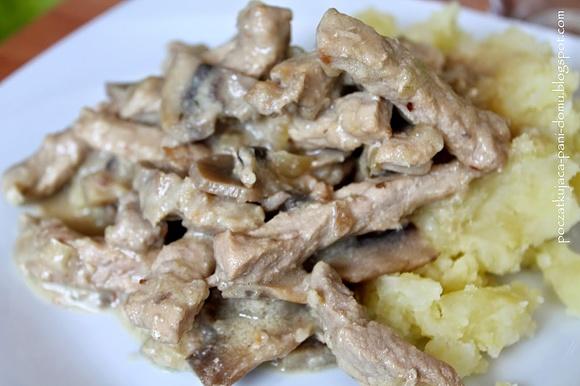 Schab z pieczarkami