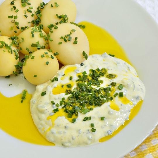 Ziemniaki z twarogiem i olejem lnianym