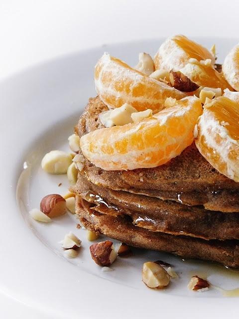 Pancakes z płatkami orkiszowymi i cynamonem bez mleka