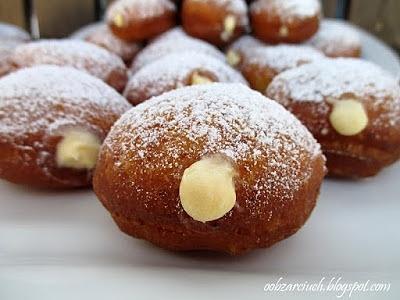 Pączki ziemniaczane z budyniem