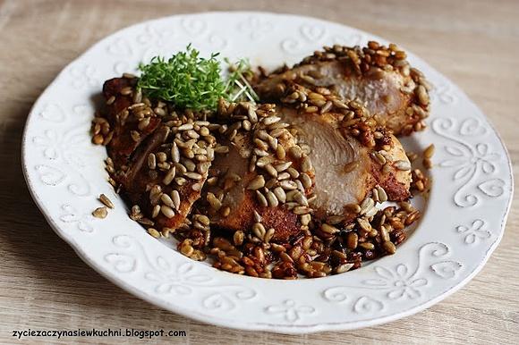 Pierś z kurczaka pieczona w słoneczniku