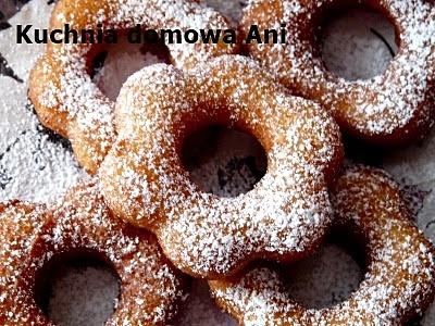 Serowe oponki kwiatki bez jajka, przepis na karnawał
