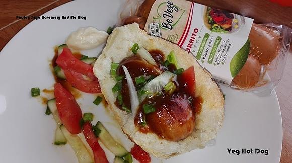 Wege hot dog z warzywami i salsa