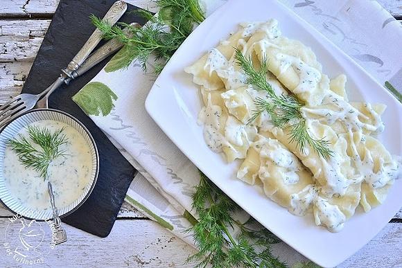 Pierogi z wędzonym łososiem