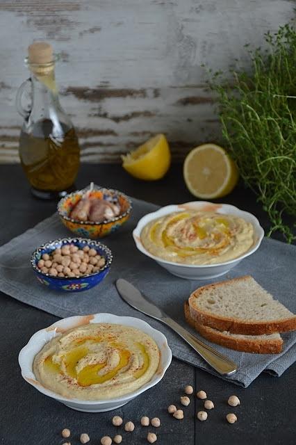 Hummus domowy z ciecierzycy i tahini