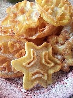 Rozetki karnawałowe – smażone ciasteczka do karnawału