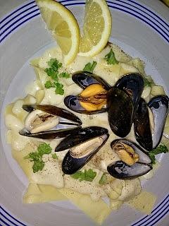 Tagliatelle z mulami w białym sosie
