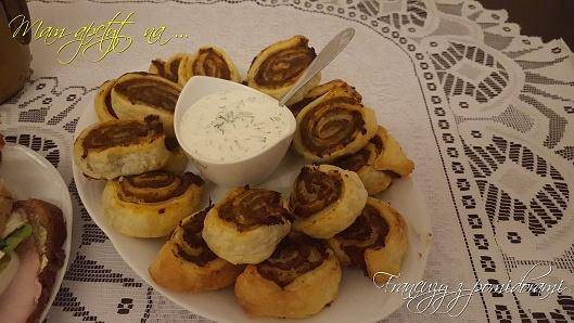 Francuzy z pomidorami