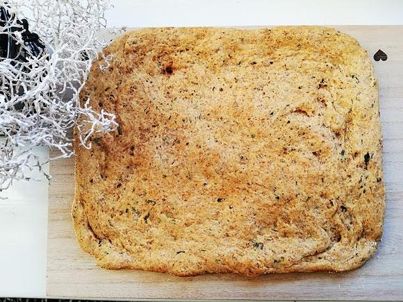 Ciasto na pizzę z siemieniem lnianym