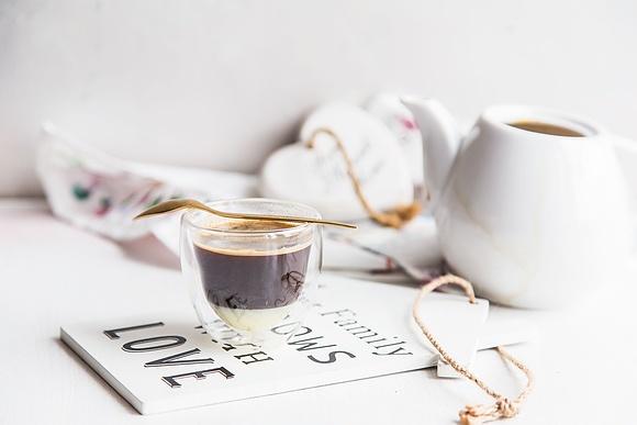 Kawa bon bon - przepis na kawę z mlekiem skondensowanym i espresso
