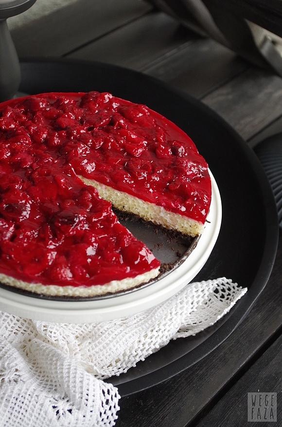 Tarta z wiśniami na musie z tapioki